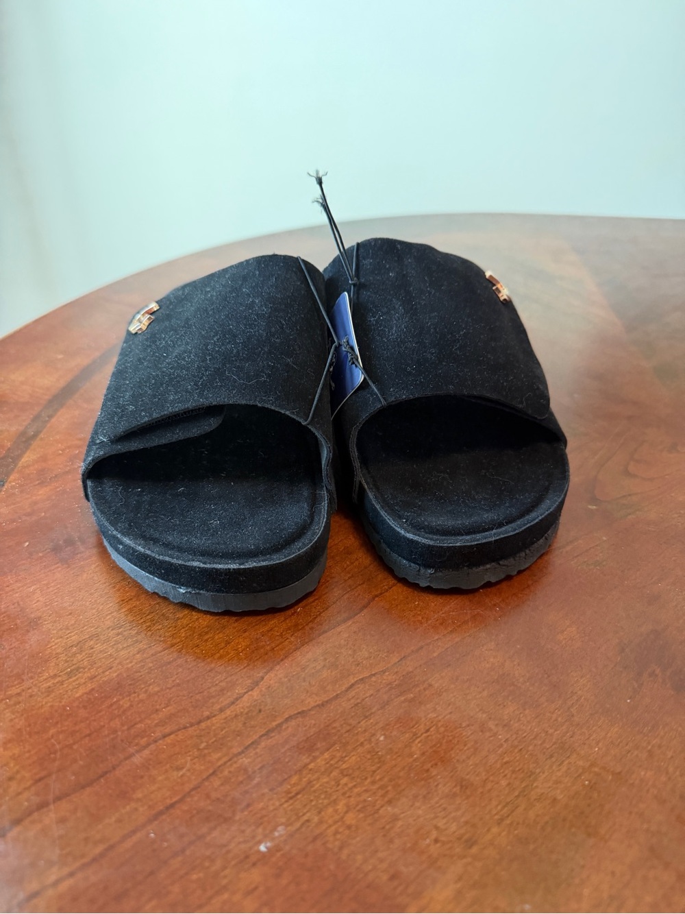 True Religion Billy Faux Suede Slides NEW Black Sandals Men’s Size 10 Shoes - Picture 2 of 9